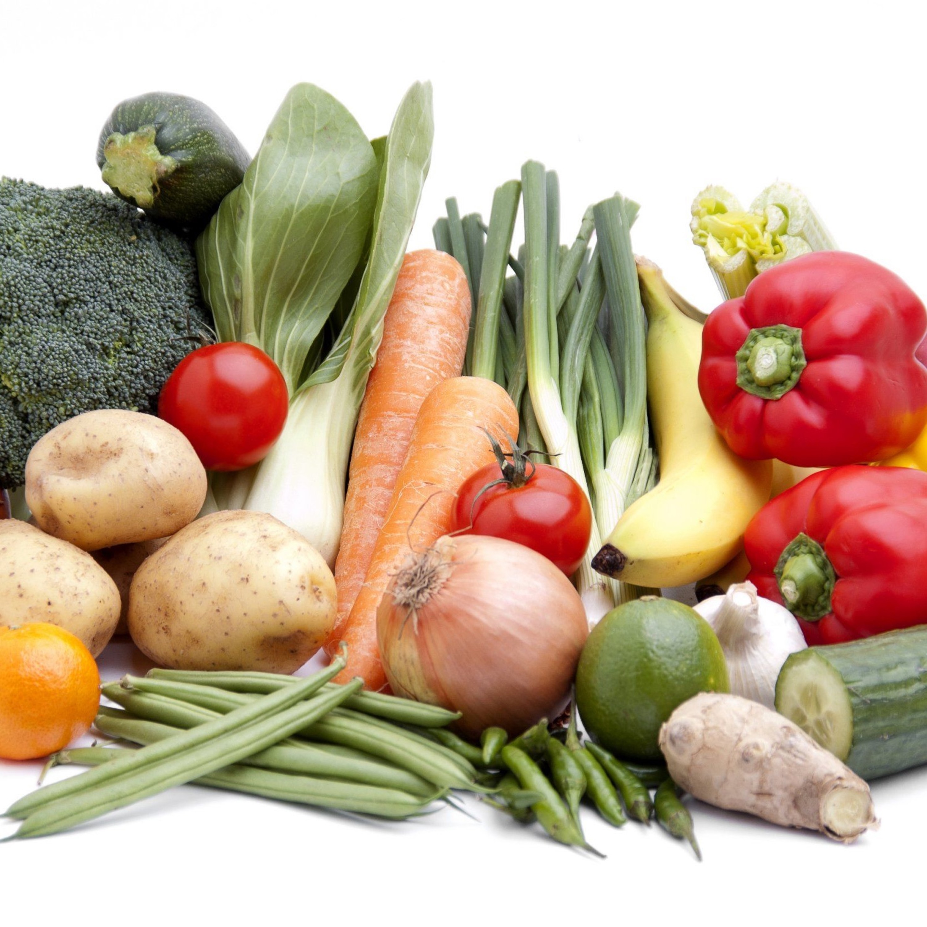 Are products of high. Овощи и фрукты. Свежие овощи и фрукты. Ассортимент овощей. Плоды и овощи.